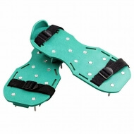 Сандалии Spikes для аэрации газона